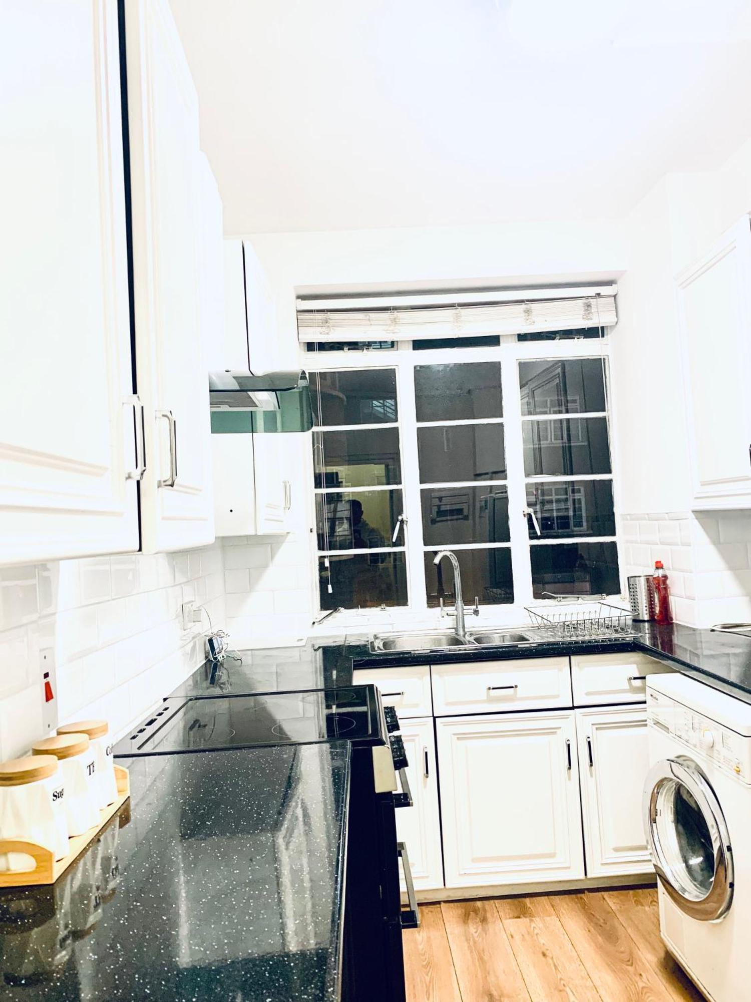 לונדון Cosy 2 Bedroom Apartment In Swiss Cottage. מראה חיצוני תמונה