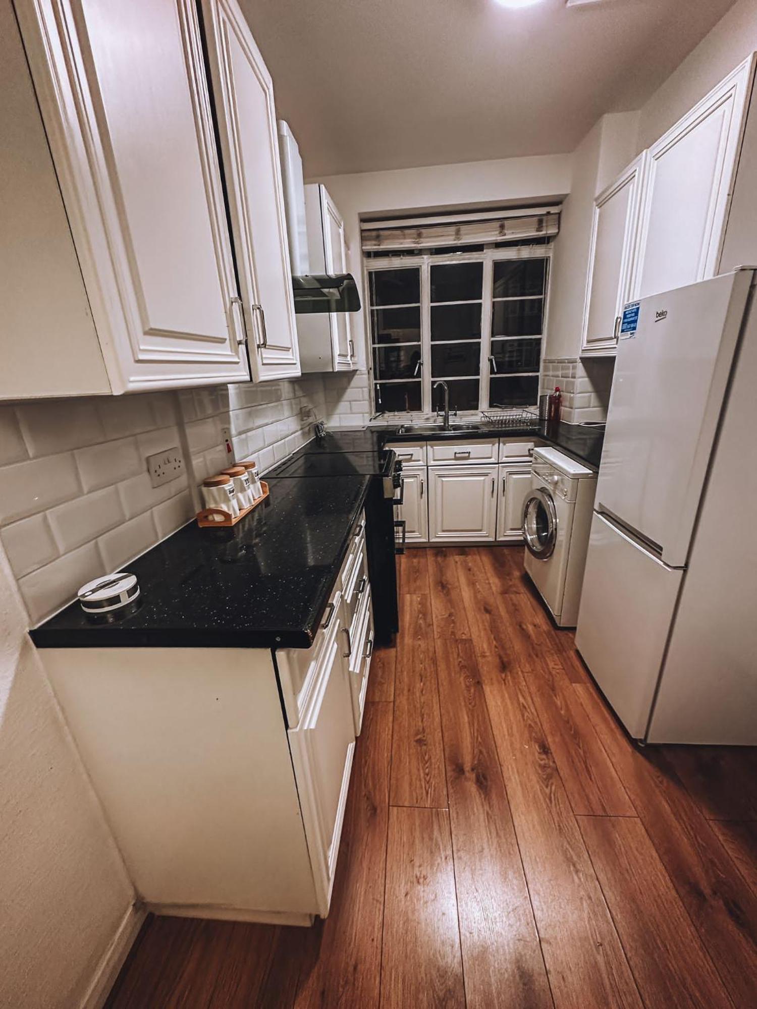לונדון Cosy 2 Bedroom Apartment In Swiss Cottage. מראה חיצוני תמונה